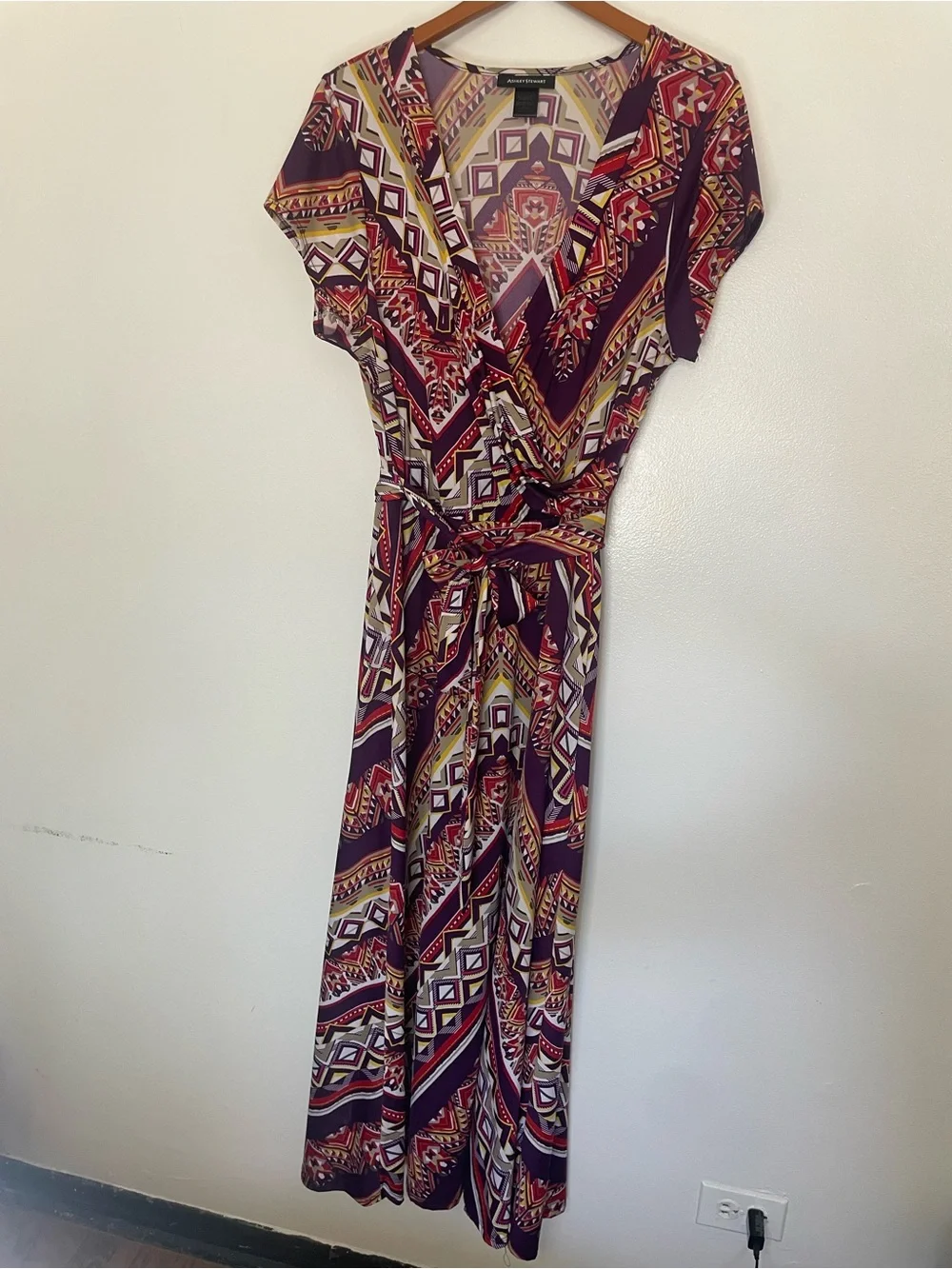 Vintage Y2K Geo-Print Cinched Waist Maxi Dress in Maroon Red Yellow Size 14/16 - Picture 1 of 4